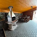 Nella *